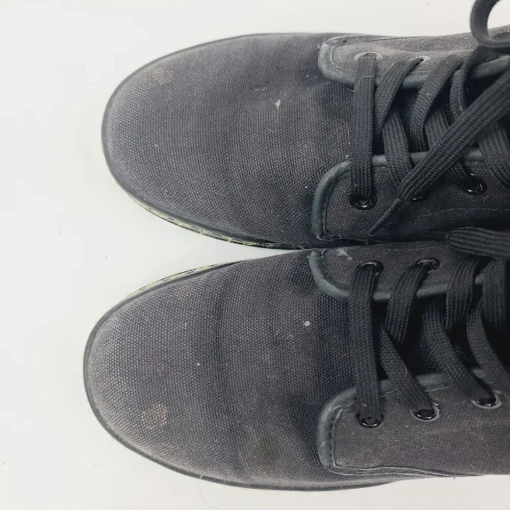 Dr. Martens Women's Black Shoreditch Canvas Lace Up Ankle Chukka Boot Size‎ 8